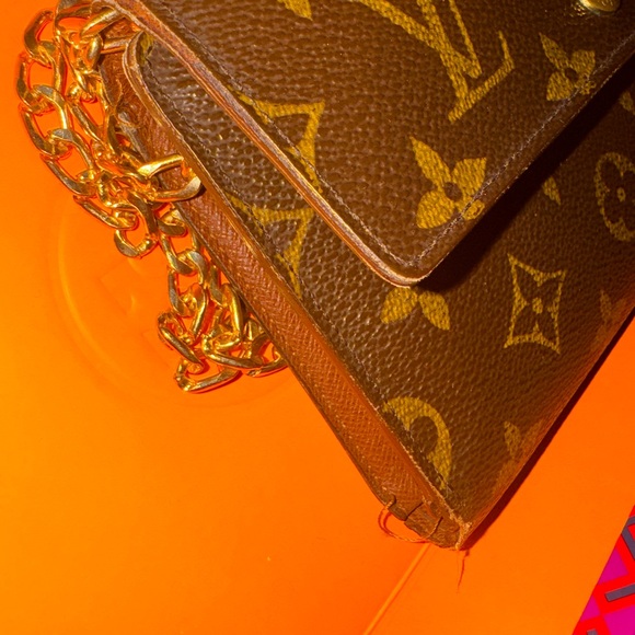 Louis Vuitton wallet - Picture 1 of 9